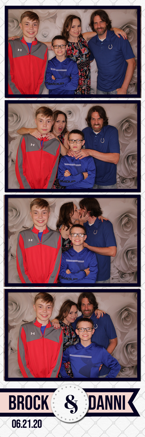 Danni and Brock’s Wedding | View more photos from the event at gallery.photoboothbillings.com/u/PhotoBoothBillings/Danni-and-Brock’s-Wedding